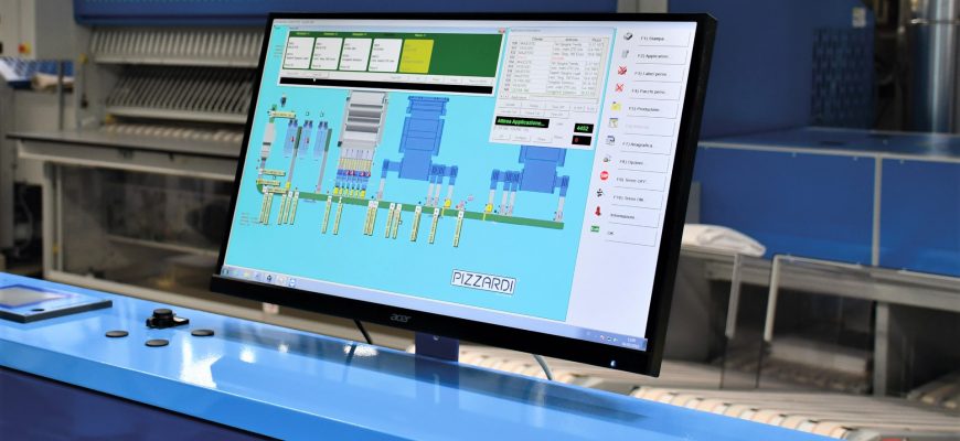 La stiratura industriale della biancheria